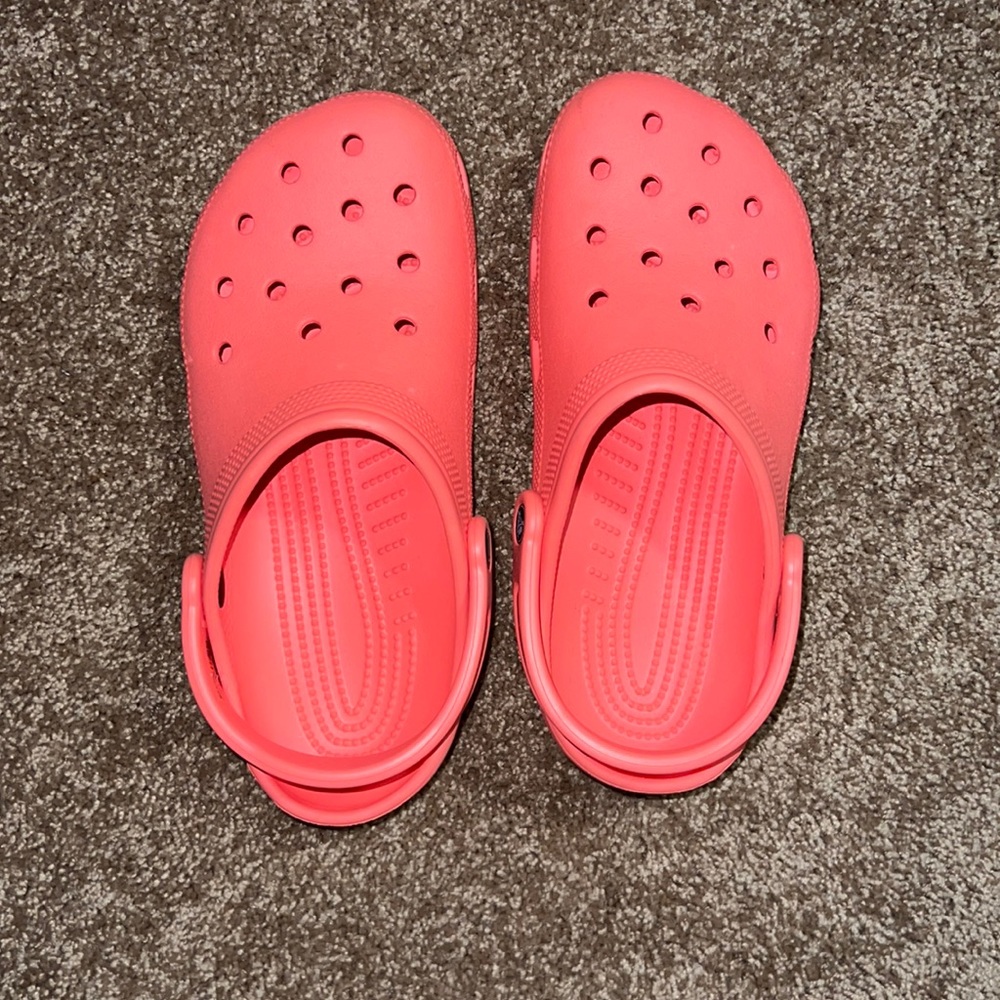Used Coral Crocs